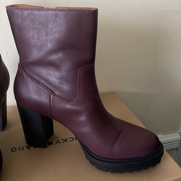Lucky Brand Burgundy Leather Boots 😇🖤 $150 - Picture 3 of 7